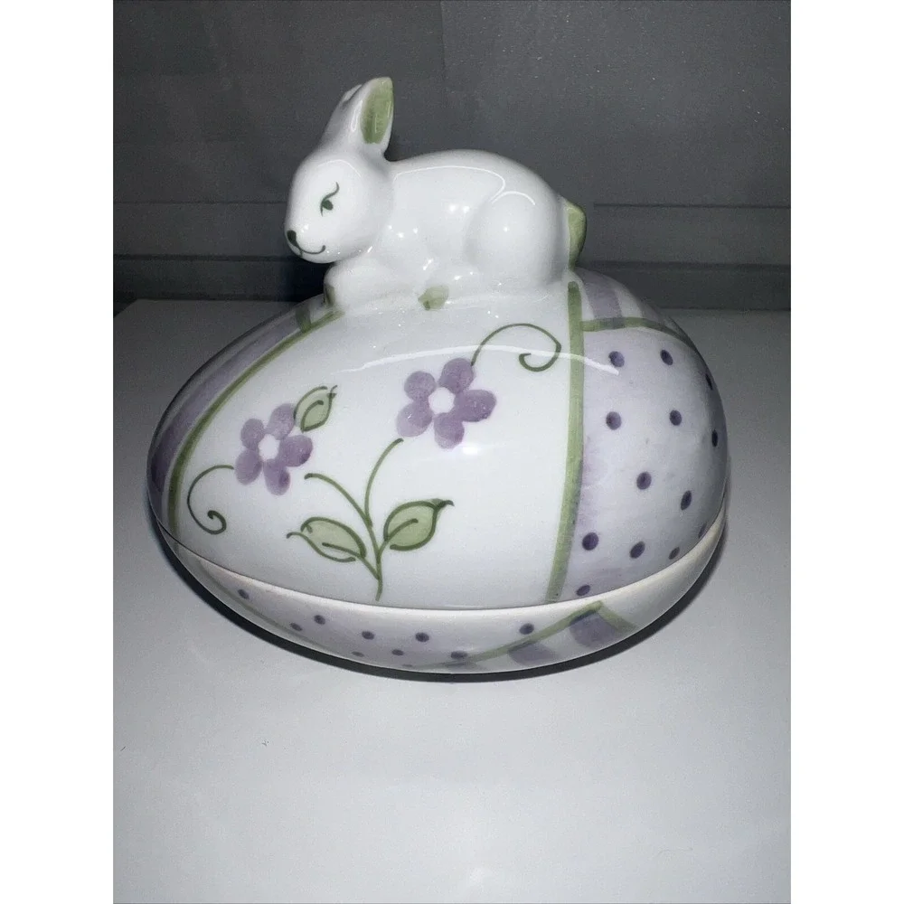 2 Piece Hand painted‎ Rabbit & Pansies Flower Trinket Dish w/ Lid